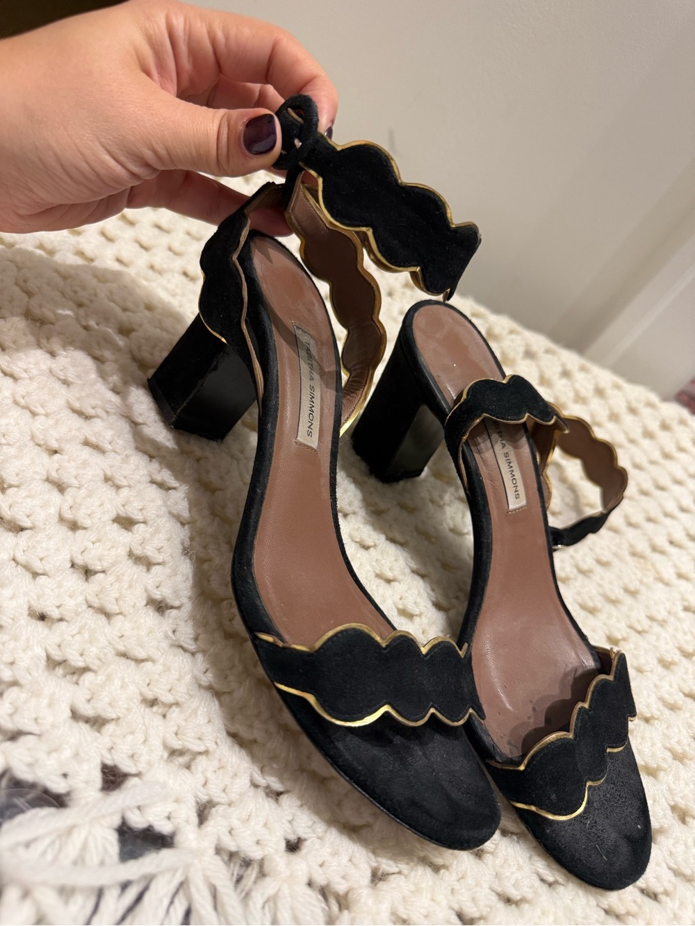Tabitha Simmons Black suede leather scalloped Strappy Heel Sandals